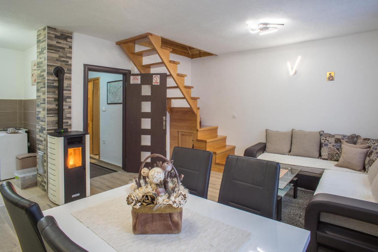 Vacation Home Danilo 자블야크 외부 사진